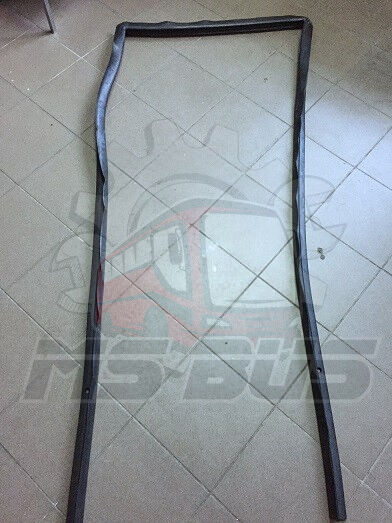 MB TOURISMO REAR DOOR SEAL
